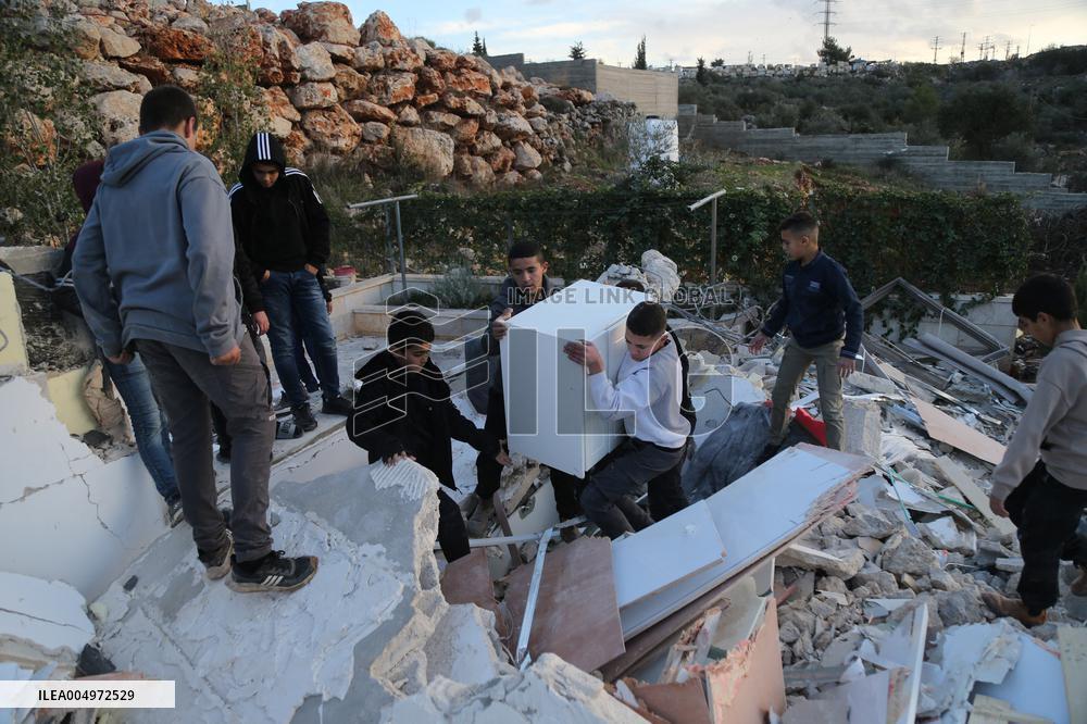 Israeli Forces Demolished Palestinians Houses - Bethlehem