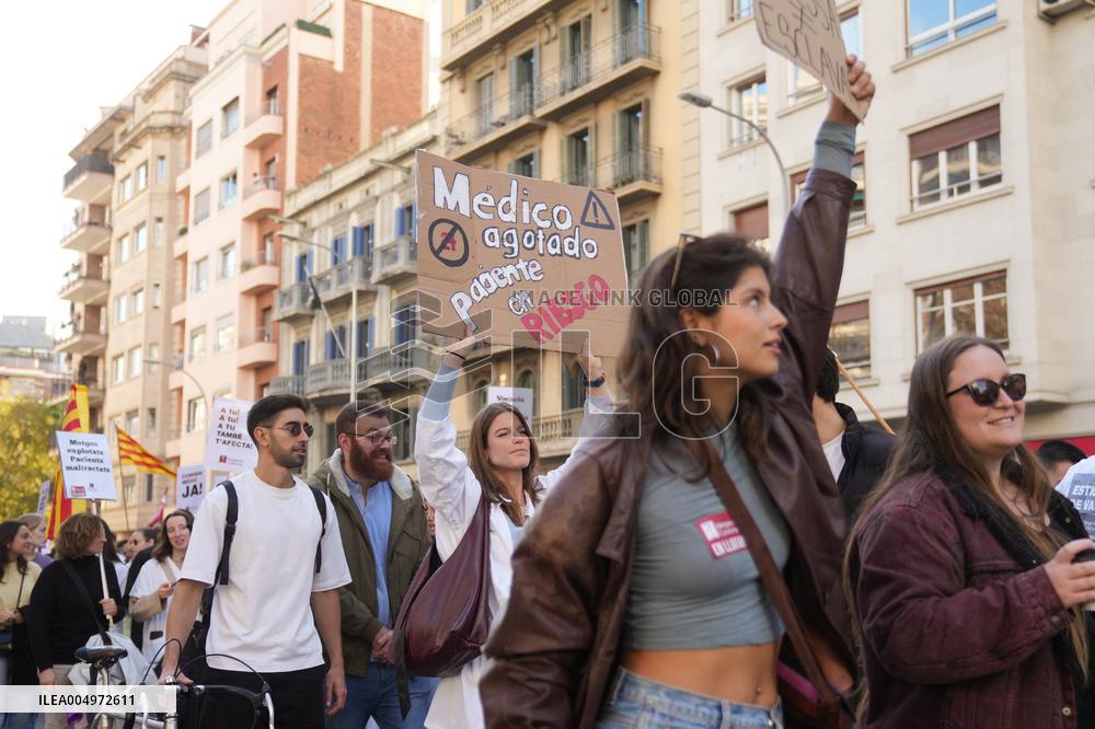 Demonstration of Metges De Catalunya for The Statewide Medical Strike - Spain