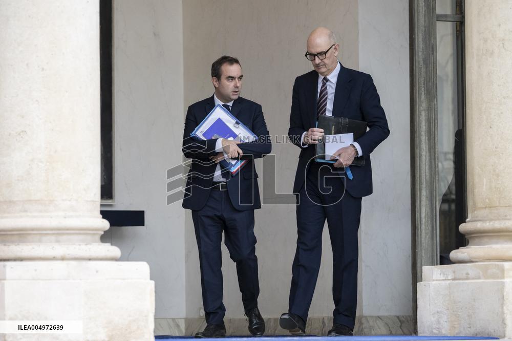 Weekly Cabinet Meeting - Paris