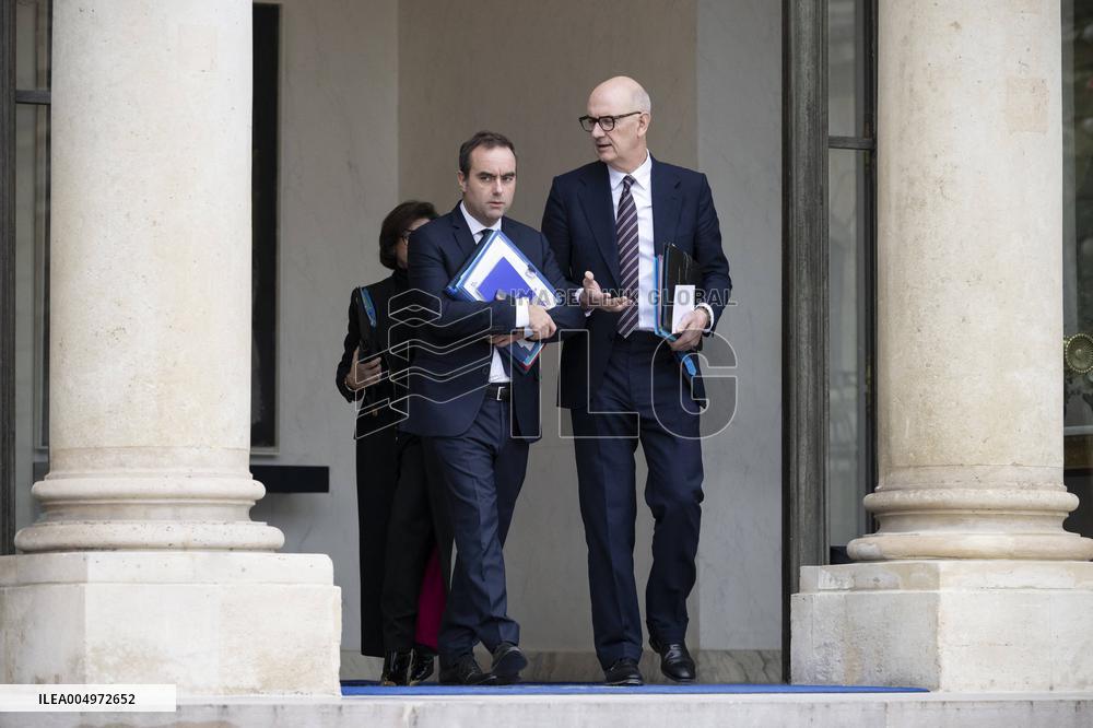 Weekly Cabinet Meeting - Paris