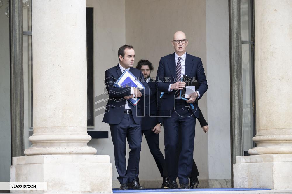 Weekly Cabinet Meeting - Paris