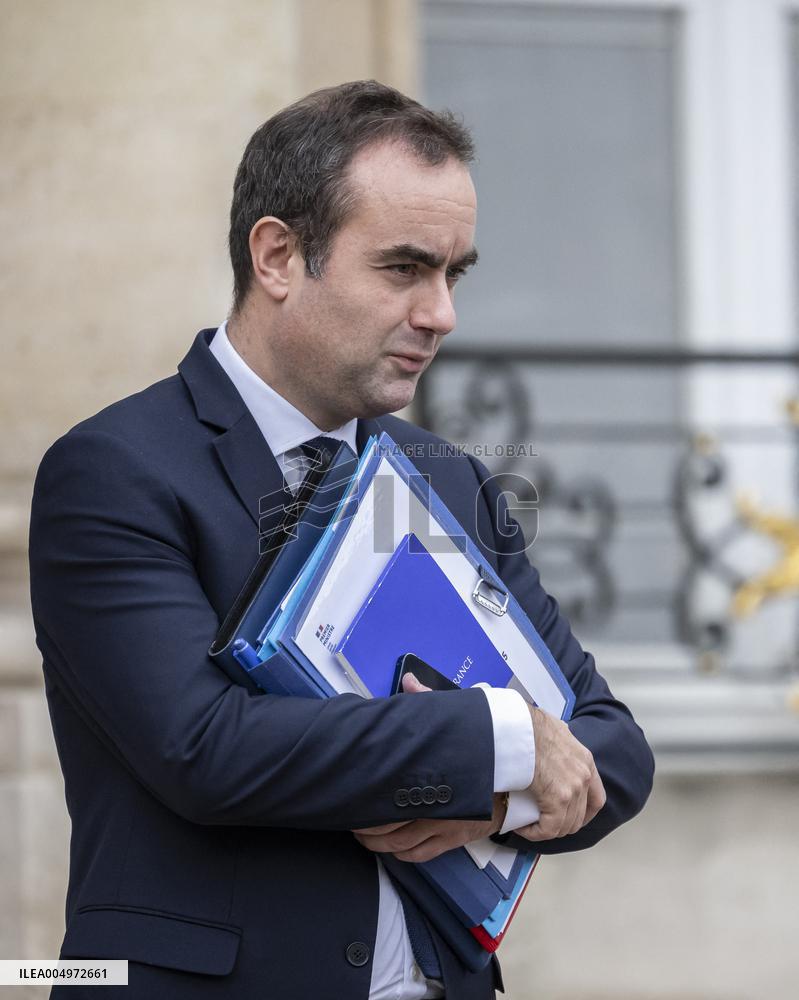 Weekly Cabinet Meeting - Paris