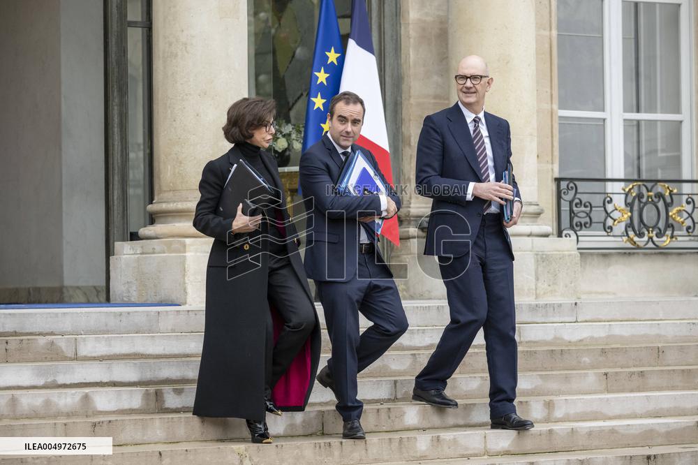 Weekly Cabinet Meeting - Paris
