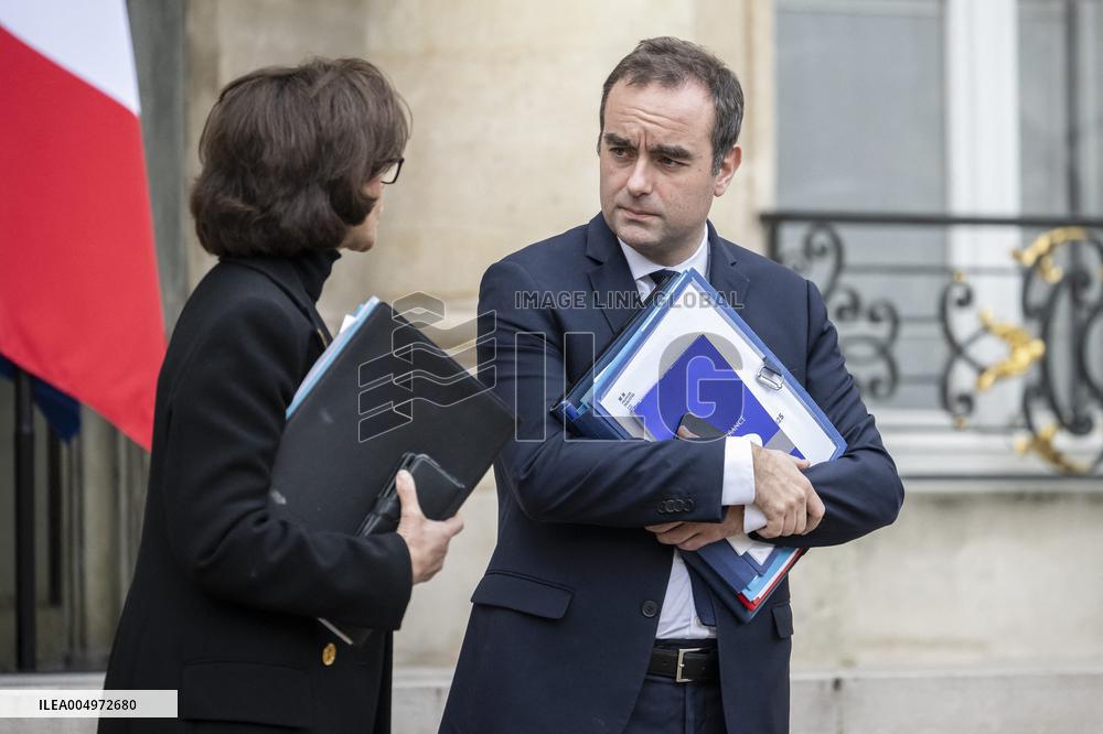 Weekly Cabinet Meeting - Paris