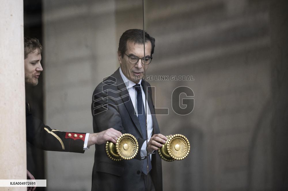 Weekly Cabinet Meeting - Paris