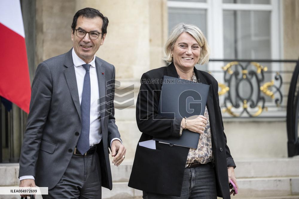 Weekly Cabinet Meeting - Paris