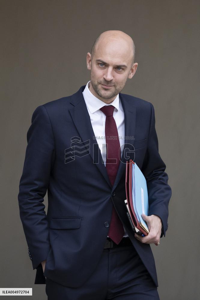 Weekly Cabinet Meeting - Paris