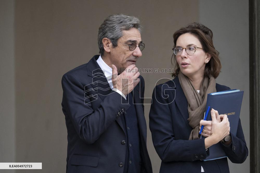 Weekly Cabinet Meeting - Paris