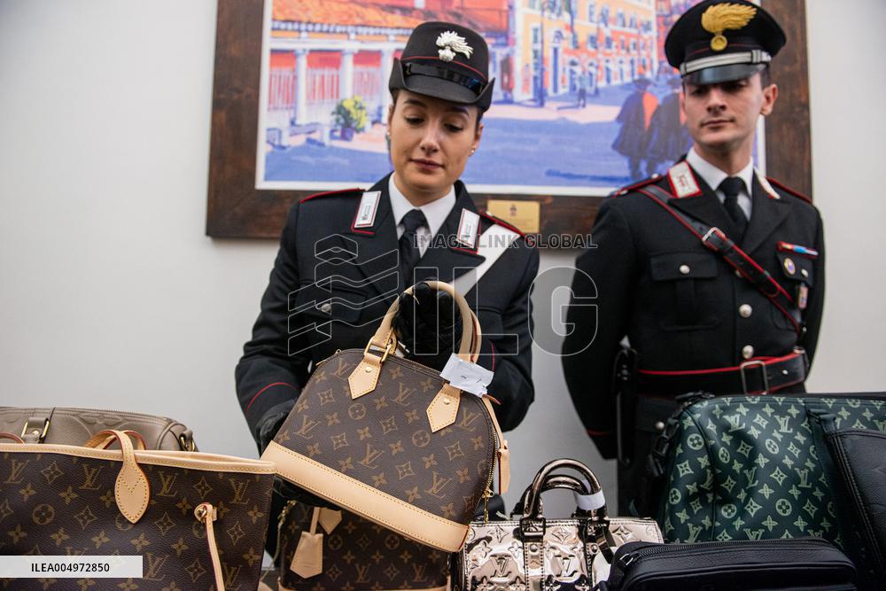 Carabinieri Return Stolen Bags In Press Conference - Rome