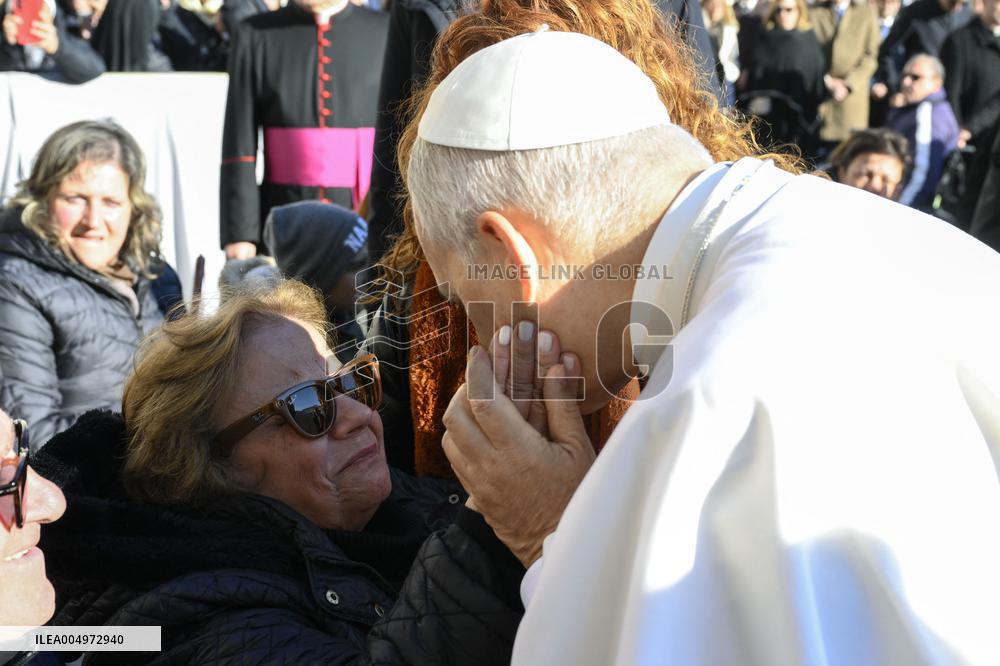 Pope Leo Leads The General Audience - Vatican