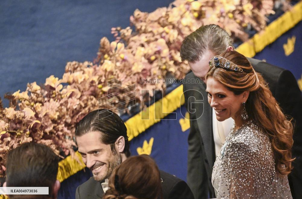 NOBEL 2025 PRIZE AWARD