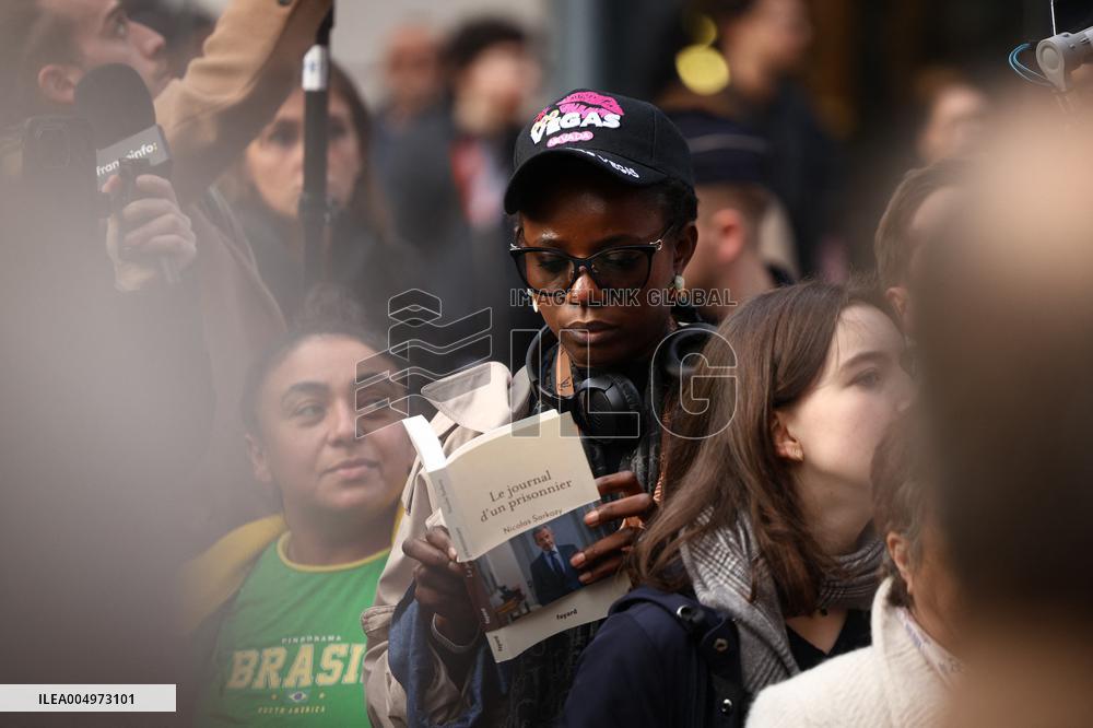 Nicolas Sarkozy at His First Book Signing for Le Journal D'un Prisonnier - Paris