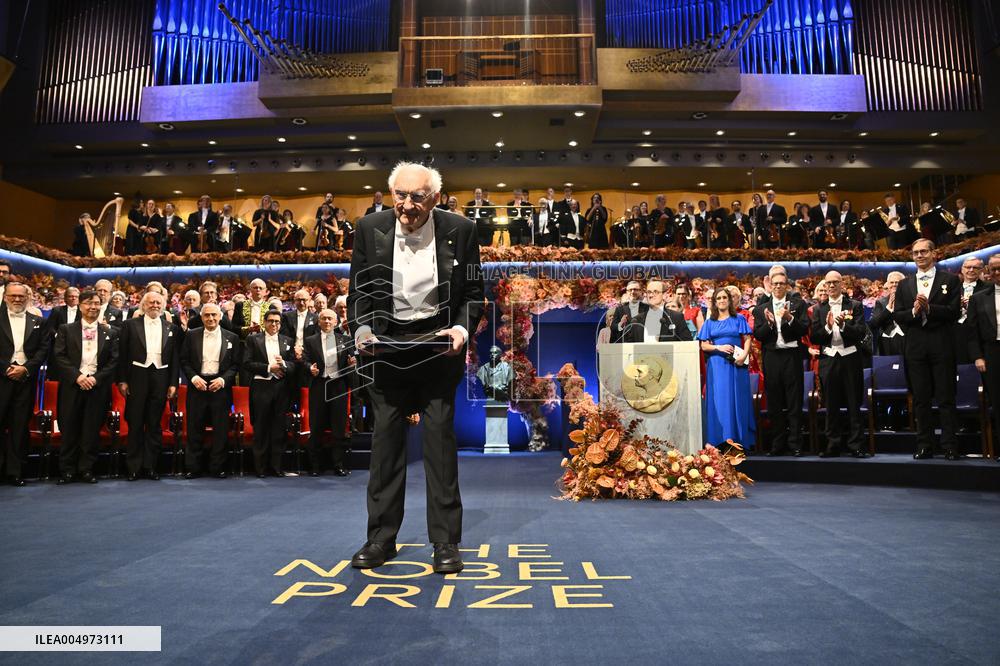 NOBEL 2025 PRIZE AWARD