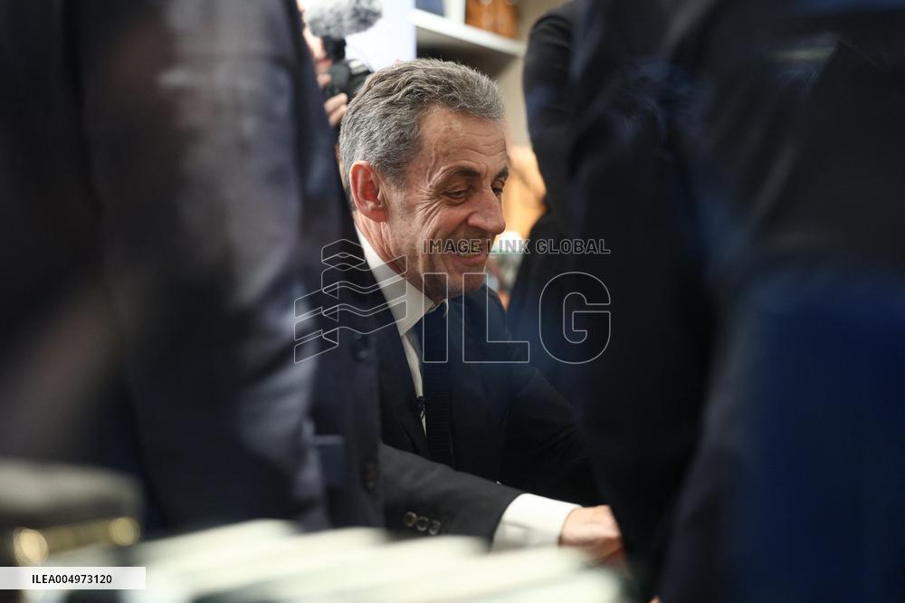 Nicolas Sarkozy at His First Book Signing for Le Journal D'un Prisonnier - Paris