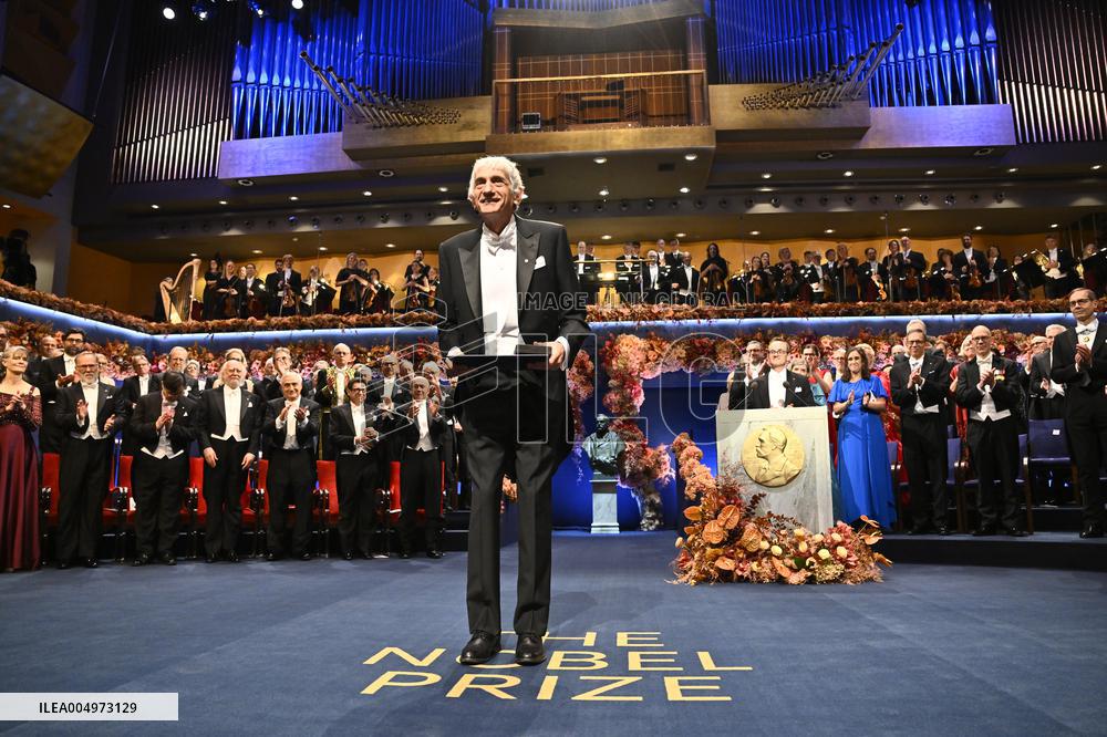 NOBEL 2025 PRIZE AWARD