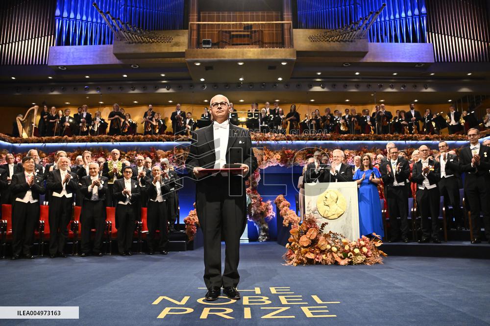 NOBEL 2025 PRIZE AWARD