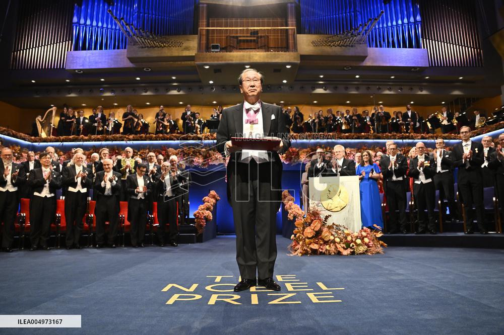 NOBEL 2025 PRIZE AWARD