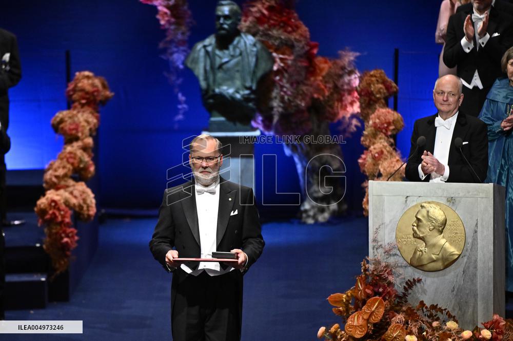 NOBEL 2025 PRIZE AWARD