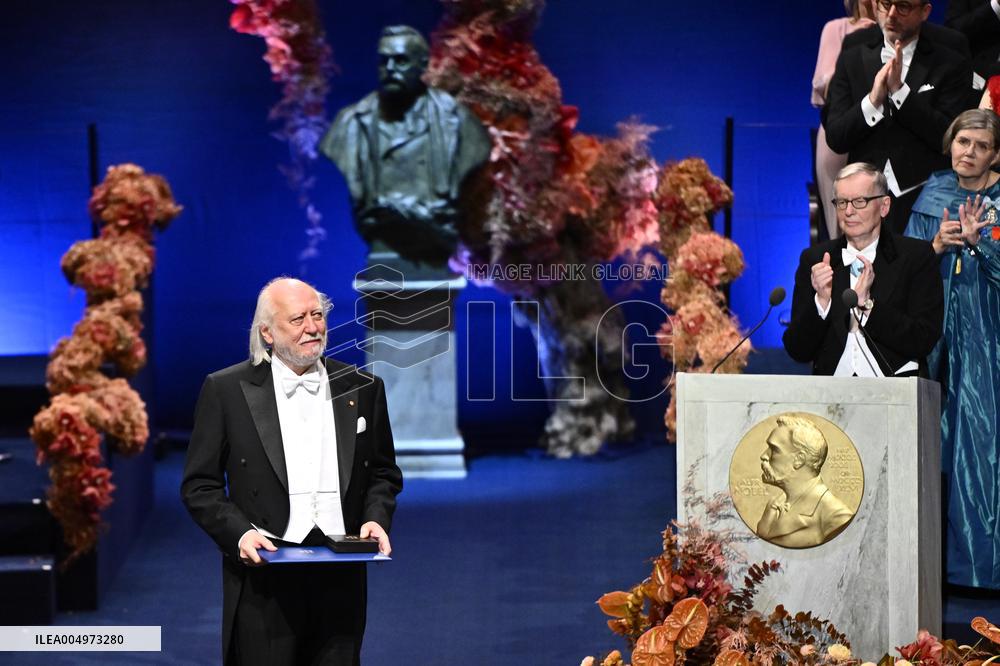 NOBEL 2025 PRIZE AWARD