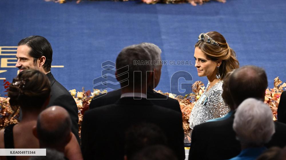 NOBEL 2025 PRIZE AWARD