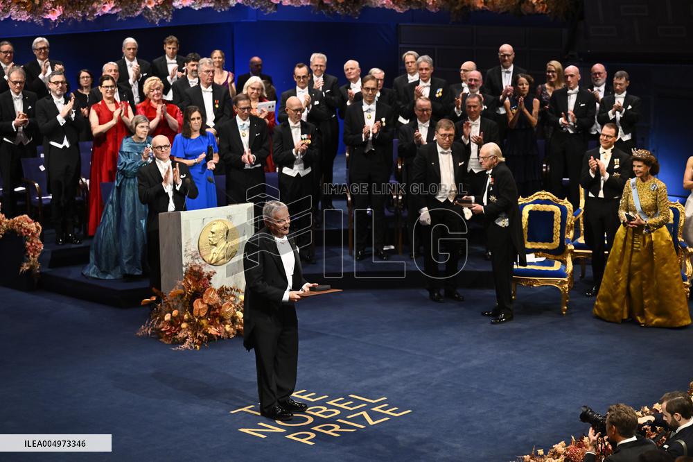 NOBEL 2025 PRIZE AWARD