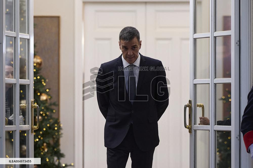 PM Sanchez Receives President Abbas - Madrid