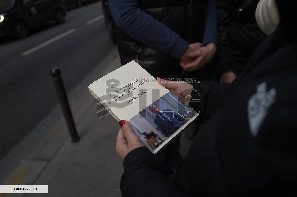 Nicolas Sarkozy at His First Book Signing for Le Journal D'un Prisonnier - Paris