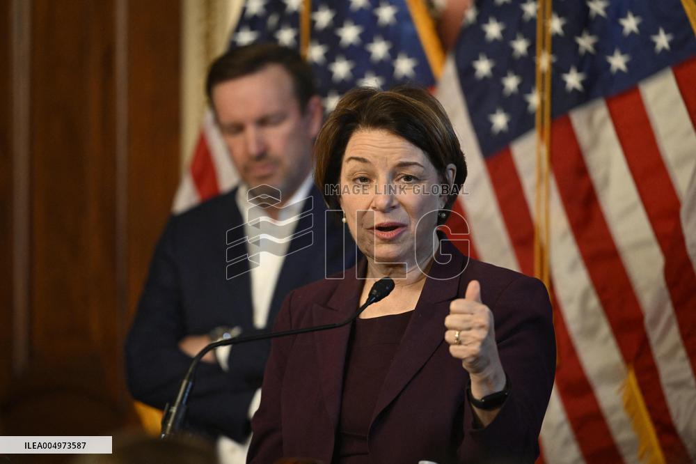 Press conference held by Senate Minority leadership