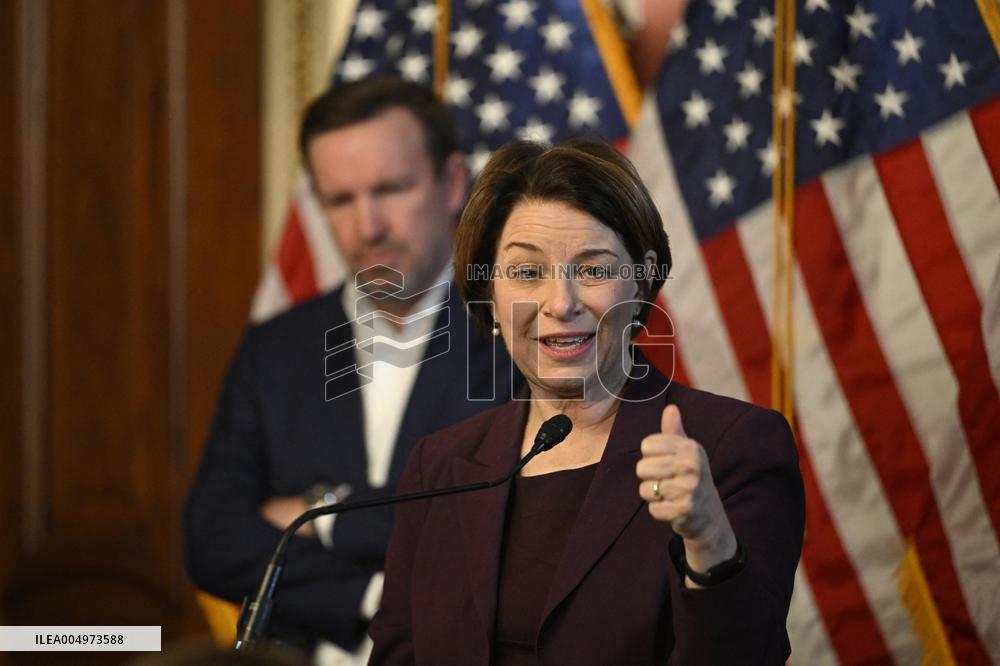 Press conference held by Senate Minority leadership