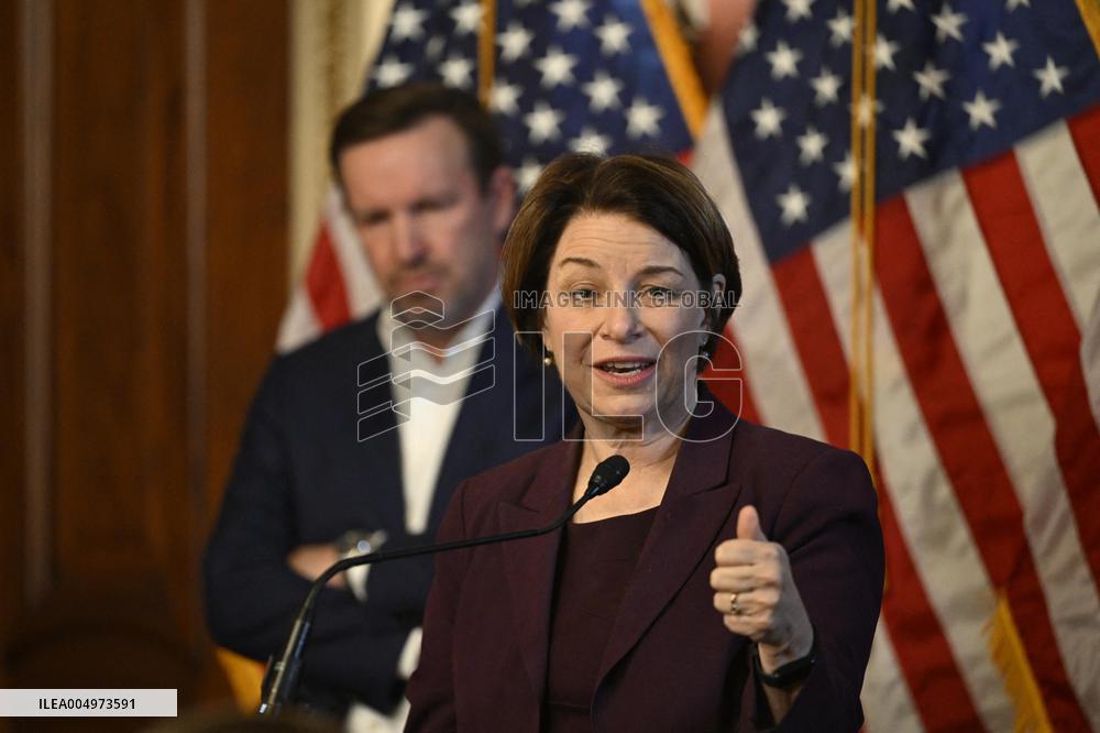 Press conference held by Senate Minority leadership