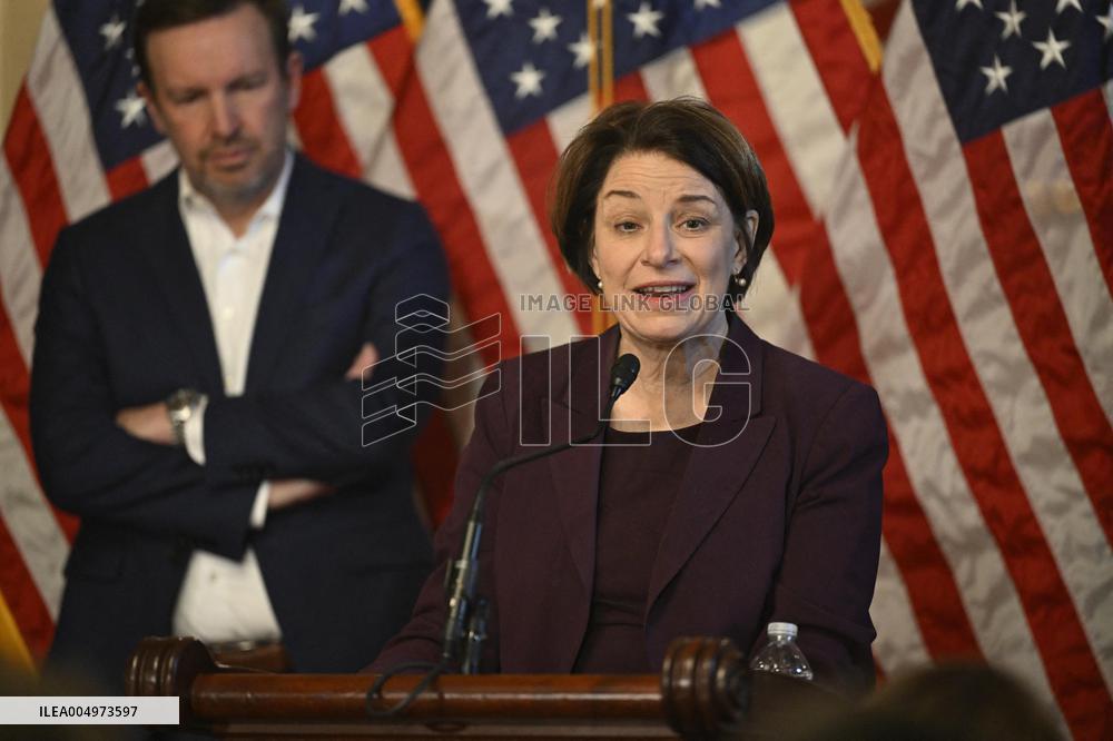 Press conference held by Senate Minority leadership