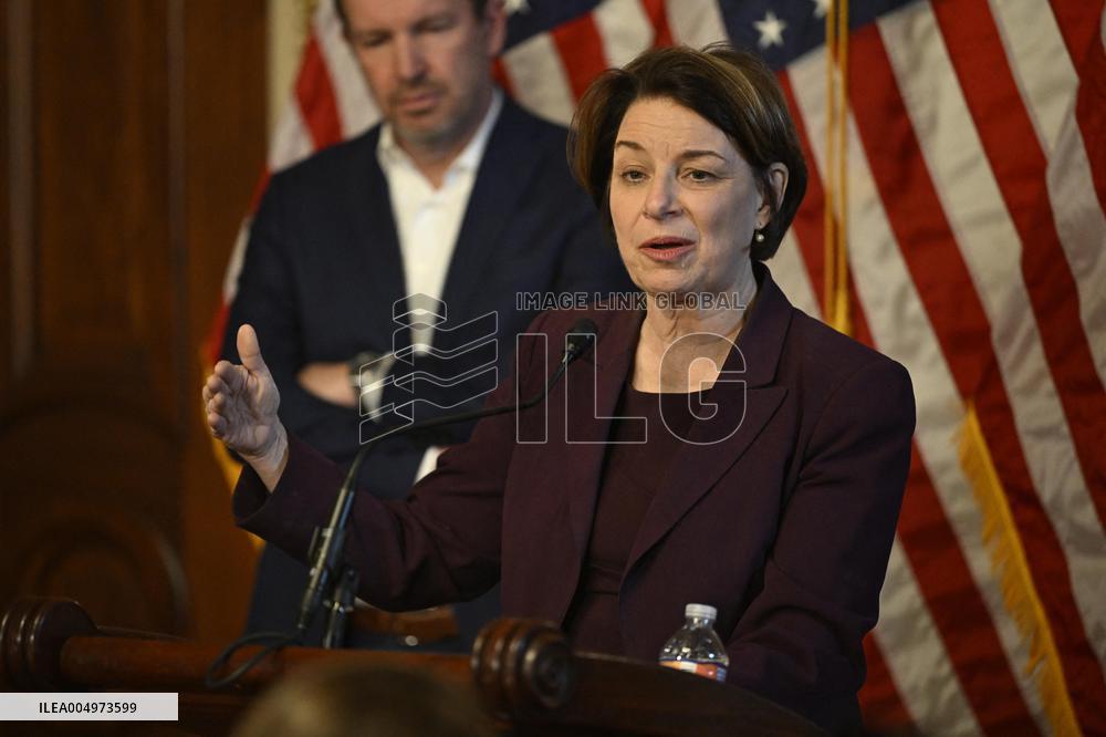 Press conference held by Senate Minority leadership