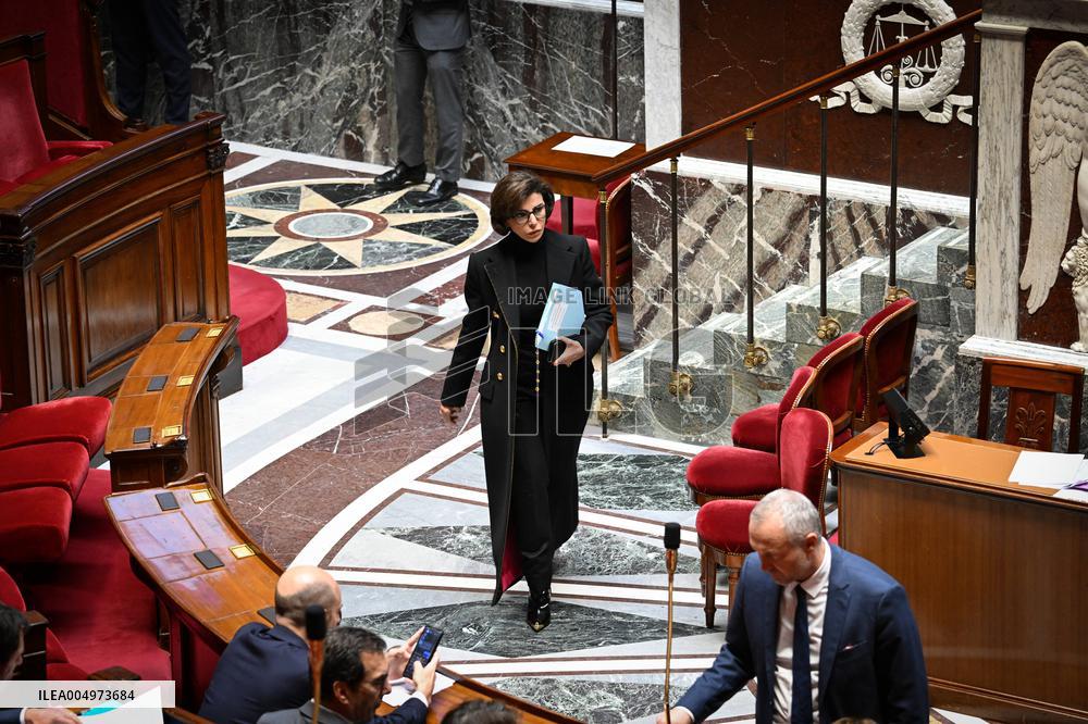 Session of Questions to The Government - Paris