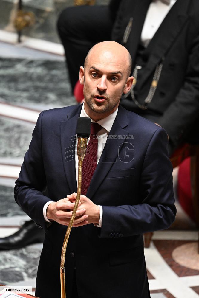 Session of Questions to The Government - Paris