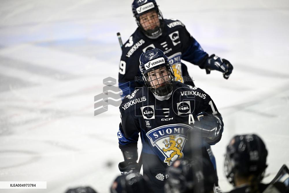 Women's EHT match Finland vs Sweden