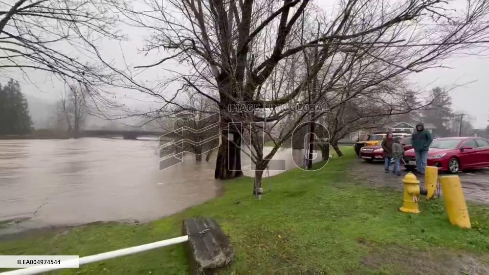 US: Atmospheric River Brings Major Flooding in Western Washington 5