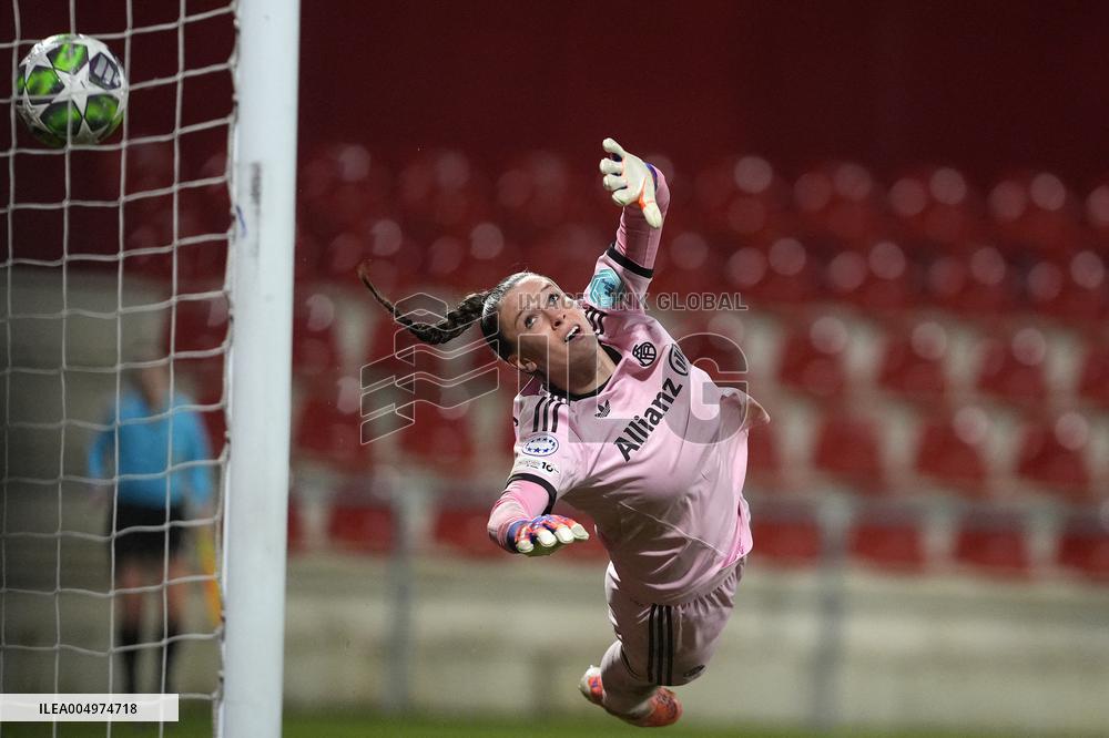 UEFA Women's Champions League - Atletico de Madrid v FC Bayern Munchen