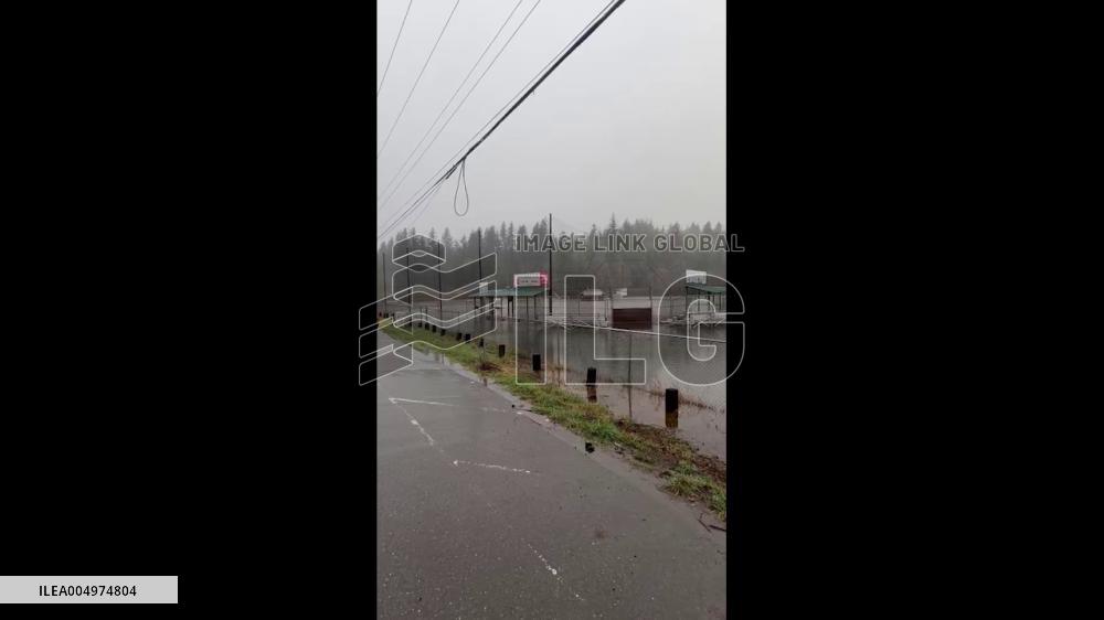 US: Atmospheric River Brings Major Flooding in Western Washington 8