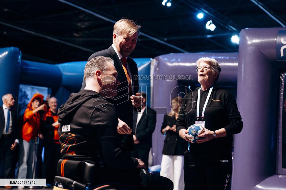 King Willem Alexander At IHF Womens Handball Championship - Rotterdam