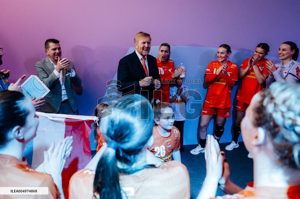 King Willem Alexander At IHF Womens Handball Championship - Rotterdam