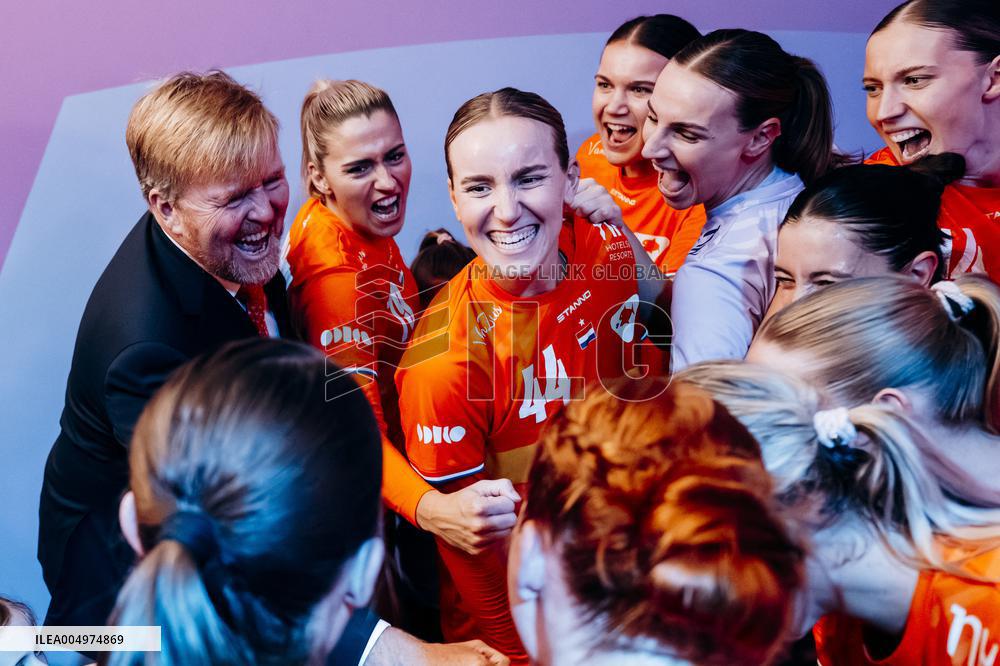 King Willem Alexander At IHF Womens Handball Championship - Rotterdam