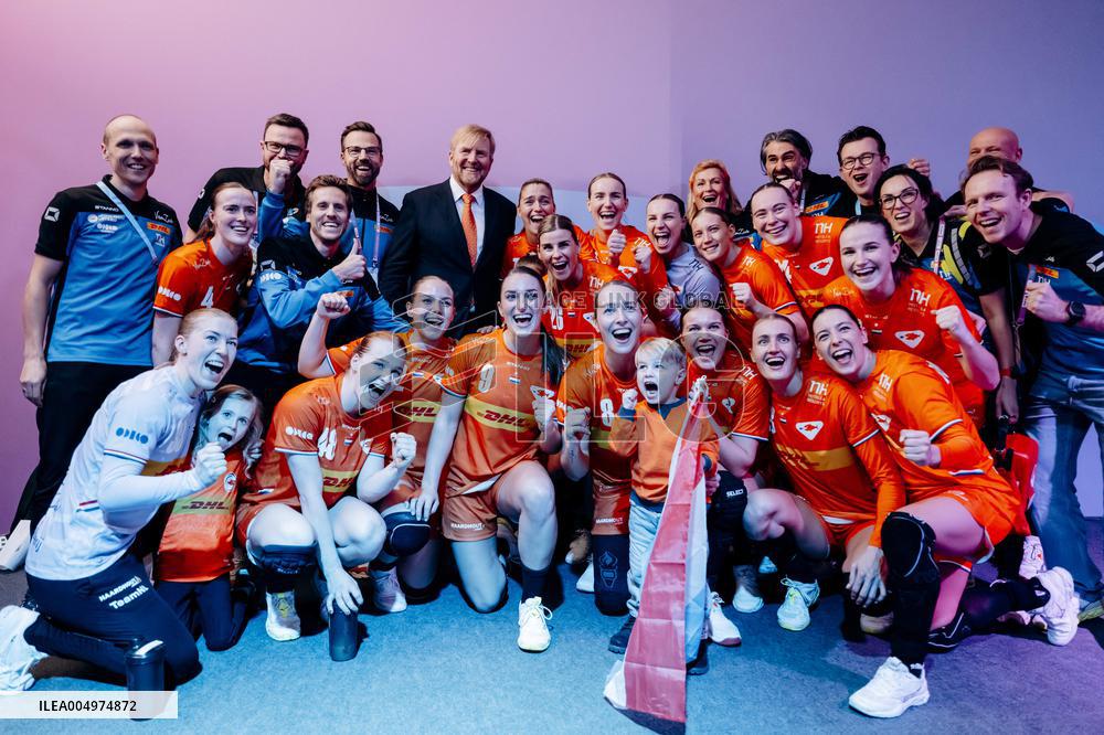 King Willem Alexander At IHF Womens Handball Championship - Rotterdam