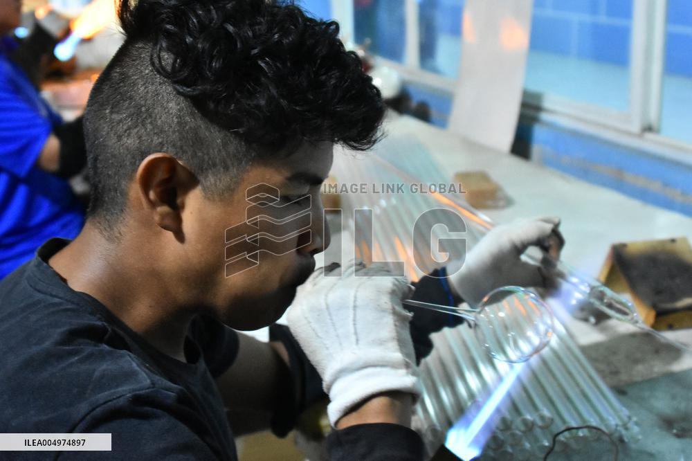Production of Christmas Glass Spheres - Mexico