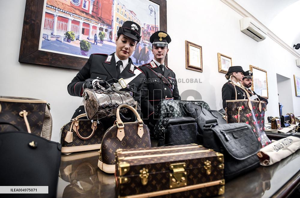 Carabinieri Return Stolen Bags In Press Conference - Rome