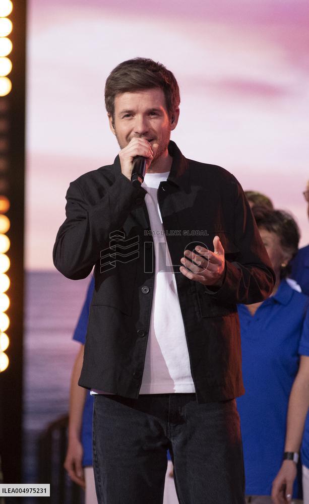 39th Telethon Show - Paris