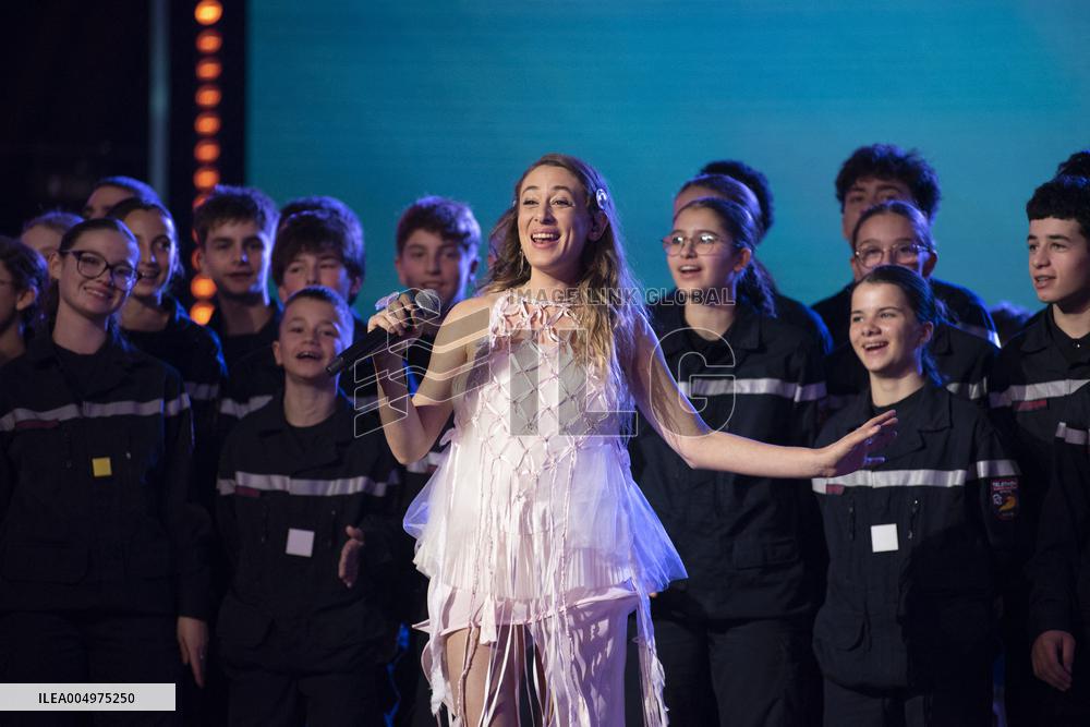 39th Telethon Show - Paris