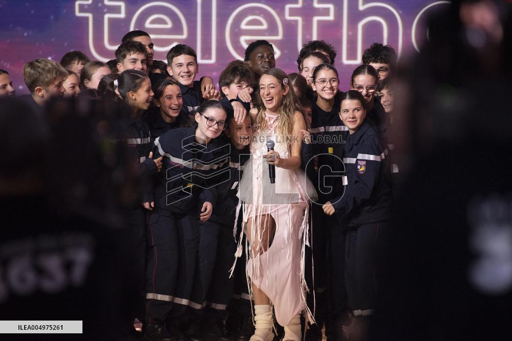 39th Telethon Show - Paris