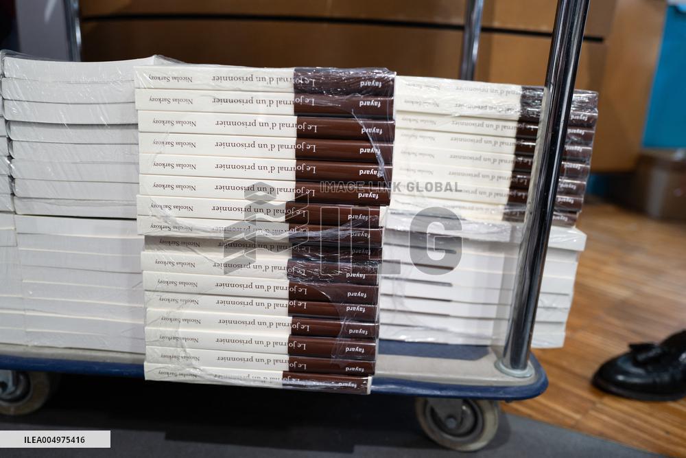 Book Signing for Nicolas Sarkozy's Book Journal D'un Prisonnier - Marseille
