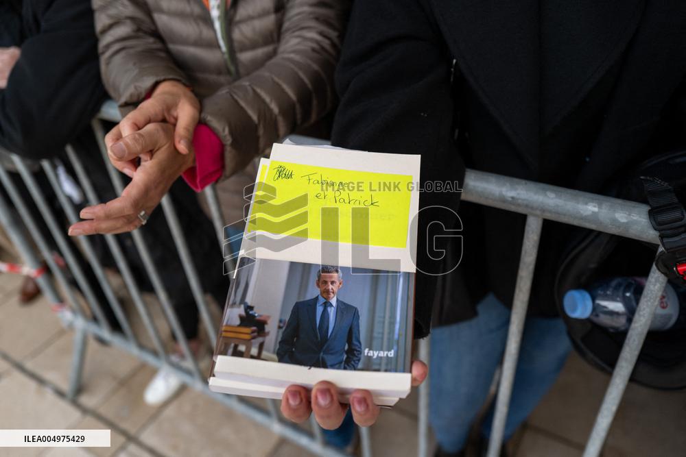 Book Signing for Nicolas Sarkozy's Book Journal D'un Prisonnier - Marseille
