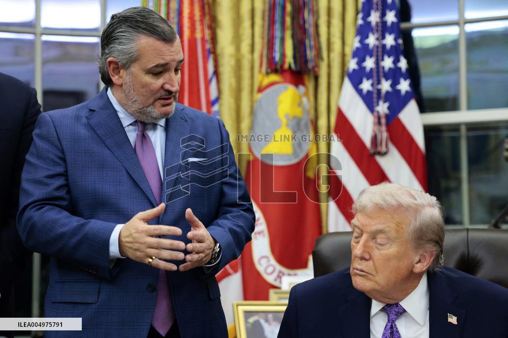 US President Donald J. Trump delivers remarks during a signing ceremony in the Oval Office